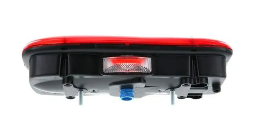 Piloto trasero LC5 izquierdo - Universal (con conector AMP, luz matrícula y catadrióptico)