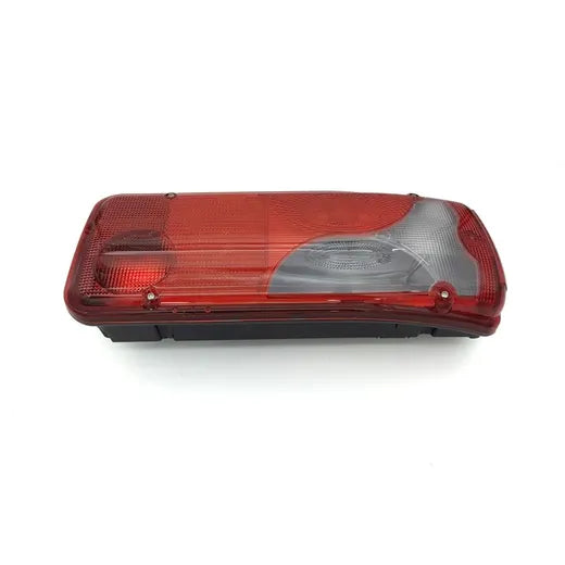 Piloto trasero derecho - IVECO Stralis/Trakker/DAF/MAN/SCANIA (2016+, con conector lateral)